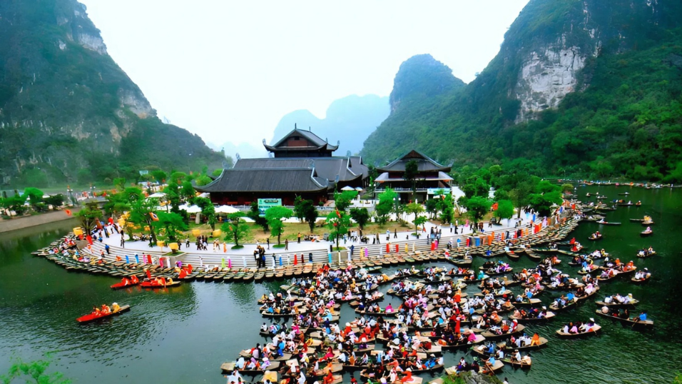 Ninh Binh in August: Weather Guide & Travel Tips from Locals